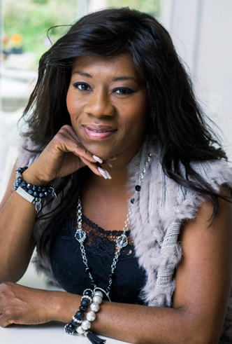 Gladys Del Pilar Barn