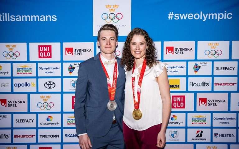 Jesper Nelin Flickvän